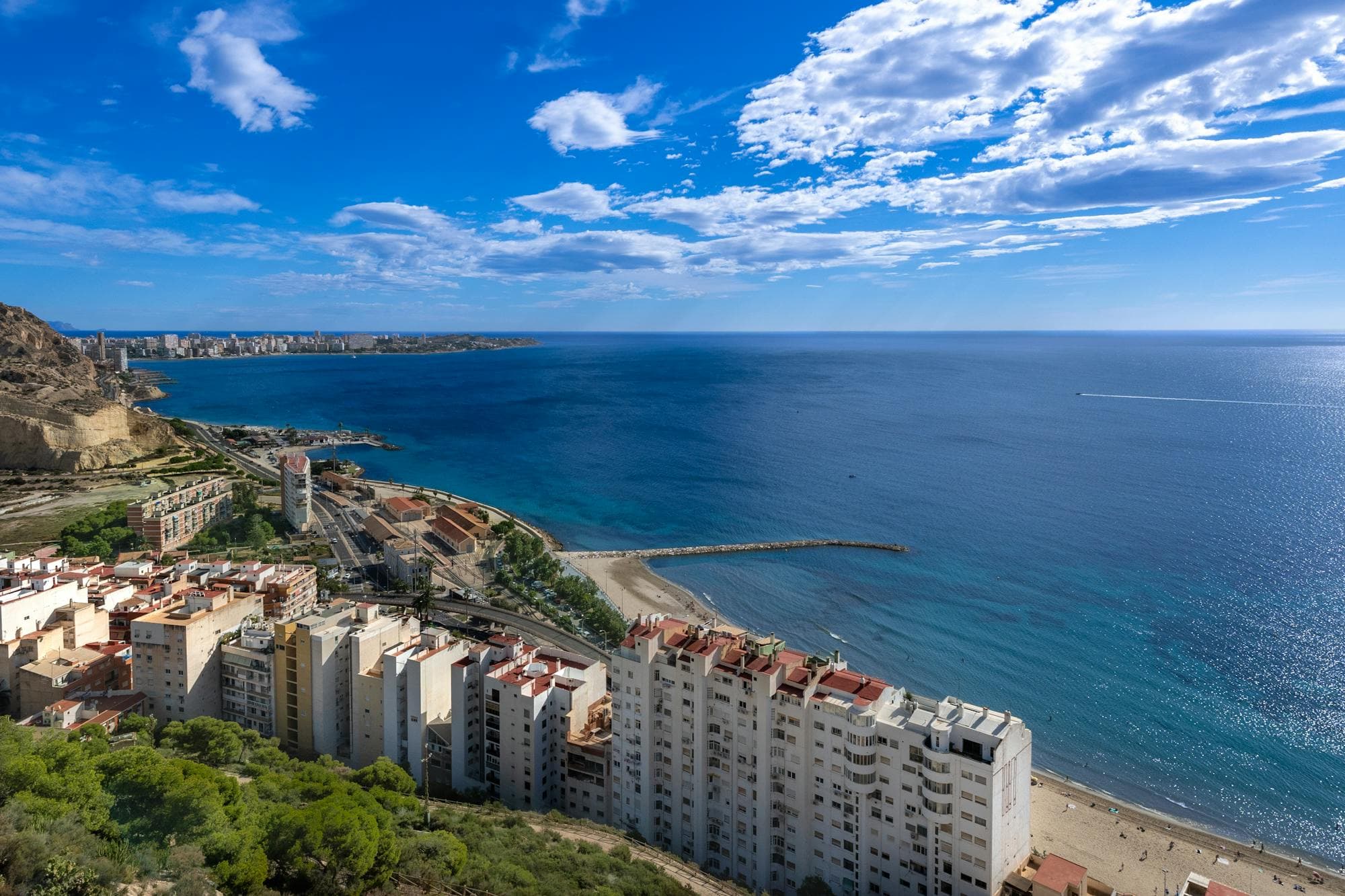 Alicante — ZEN Logistics editorial showcase